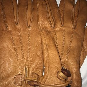 Gates Ladies Size Large Brown Gloves. Beautiful